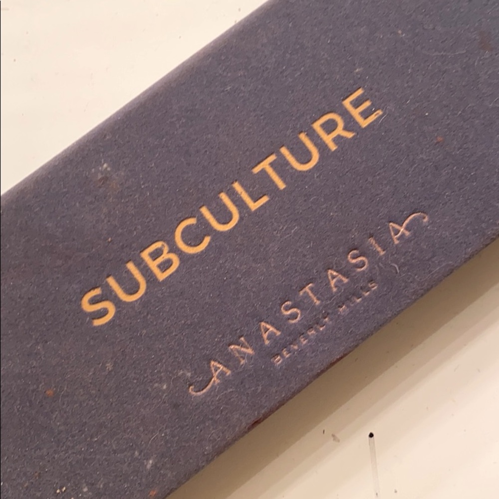 Anastasia Subculture palette